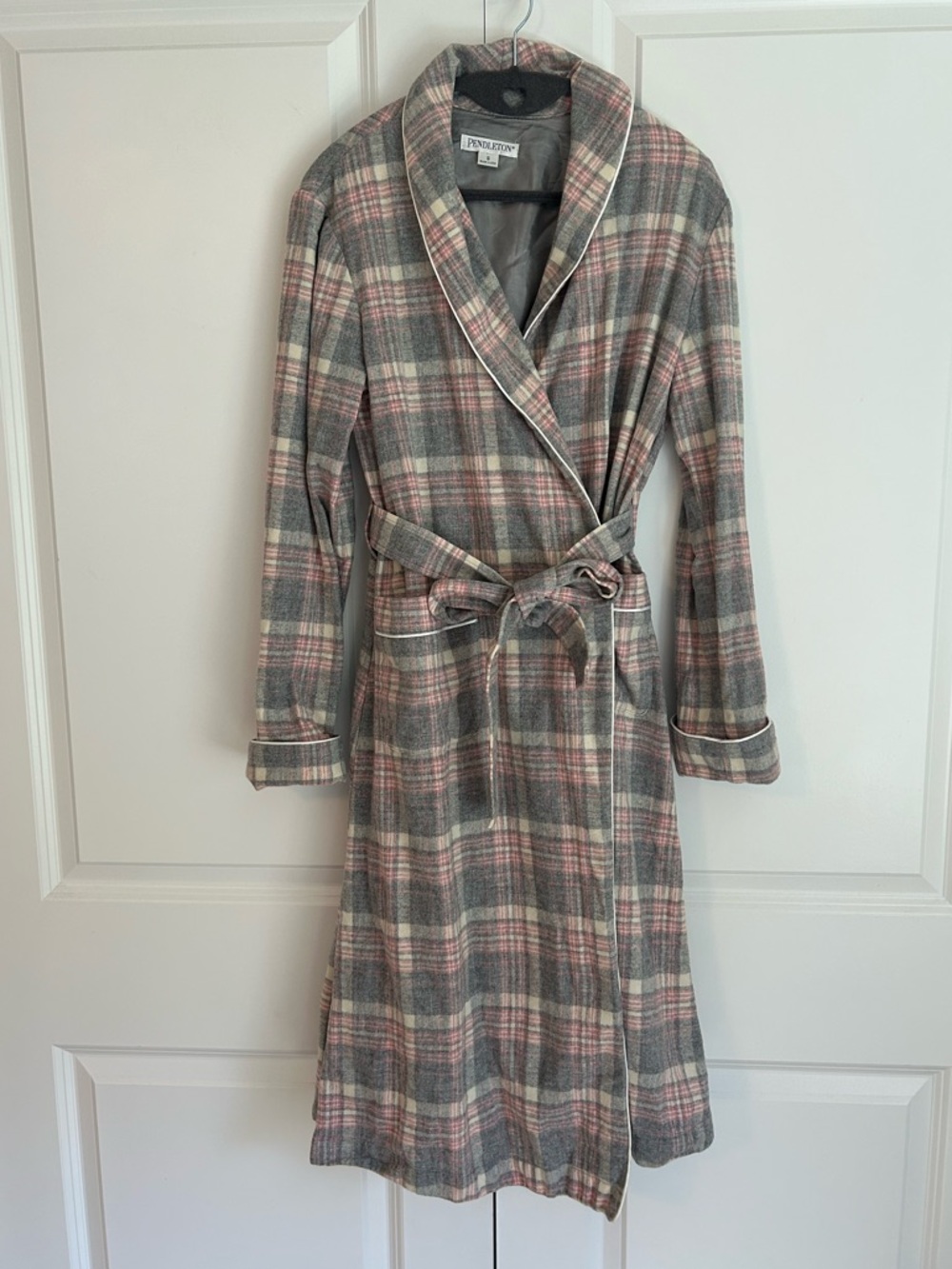 Pendleton Plaid Robe in a classic grey, white, and pink tartan pattern wool